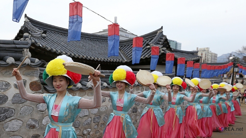Hàn Quốc: Tưng bừng Lễ hội lửa Jeongwol Daeboreum ở Busan